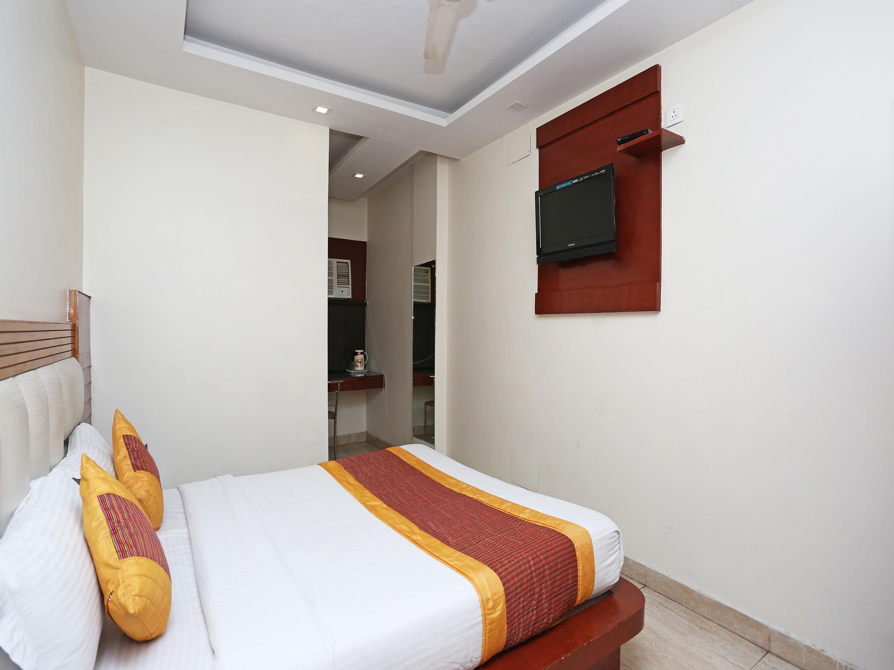 Oyo 6169 Hotel Prem Deluxe New Delhi Exterior photo